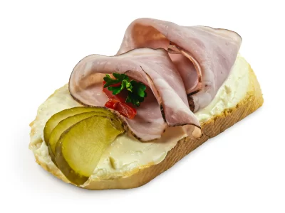 Chlebíček s anglickou slaninou a putimskou pomazánkou
